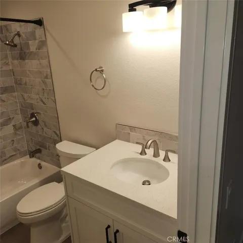 2931 Bradford Place 98, Santa Ana, California 92707