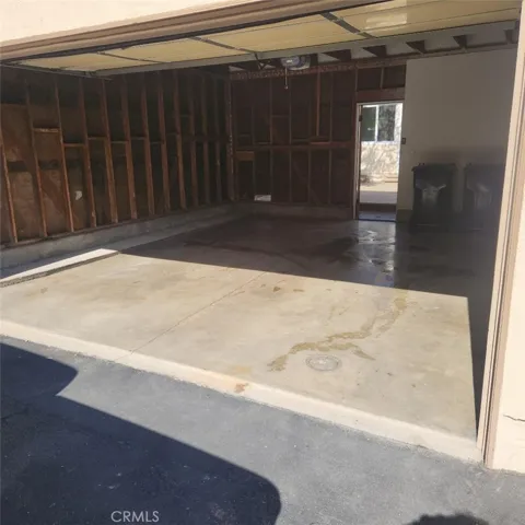 Attached Double Garage with auto opener
