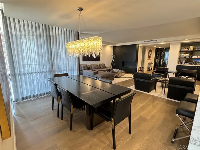 211 S Spalding Drive N502, Beverly Hills, California 90212