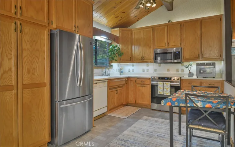 23645 Rocky Dell Road, Crestline, California 92325