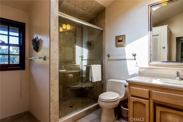 511 Huntington Road, Cambria, California 93428