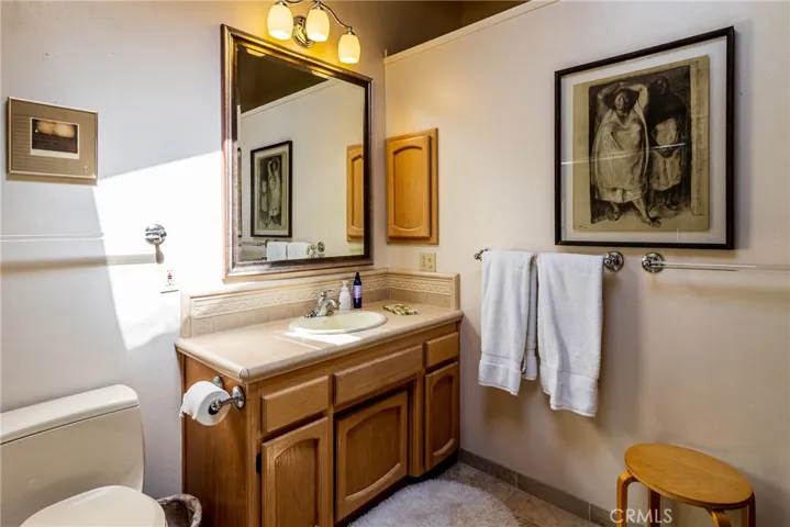 511 Huntington Road, Cambria, California 93428