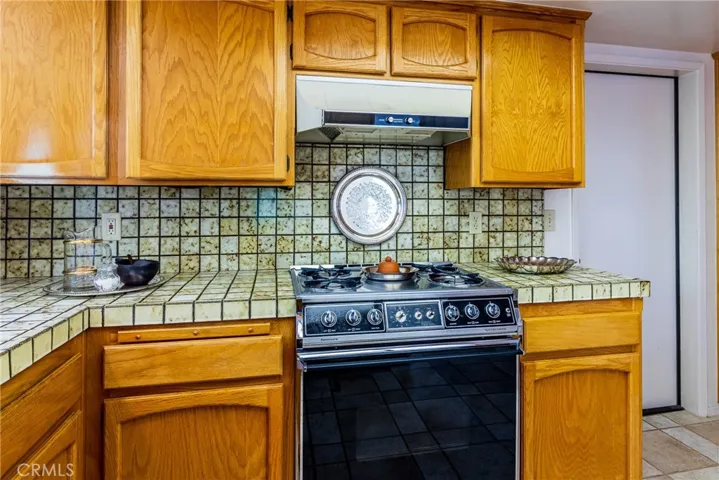 511 Huntington Road, Cambria, California 93428