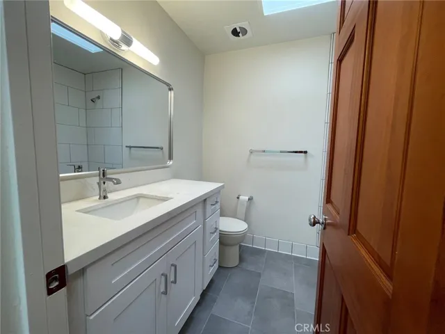 1626 Iowa Street C, Costa Mesa, California 92626