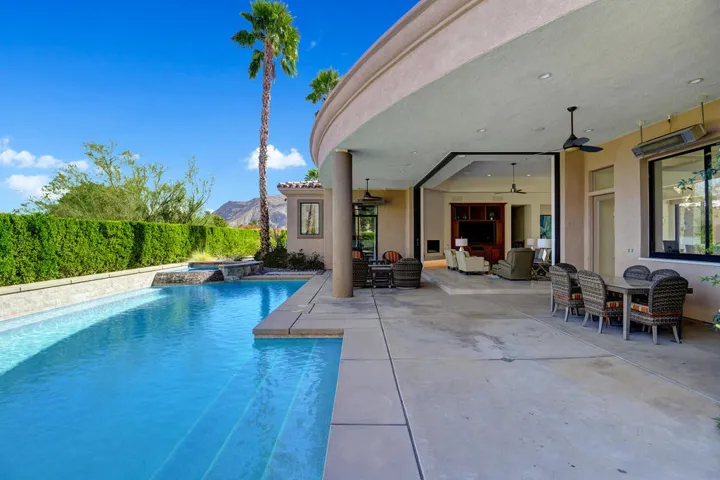 COVERED PATIO.jpg mls