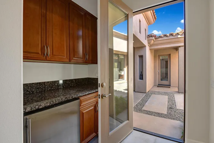 HALLWAY TOWARDS CASITA.jpg mls