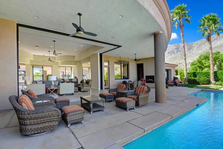 OUTDOOR LIVING ROOM POOLSIDE.jpg mls