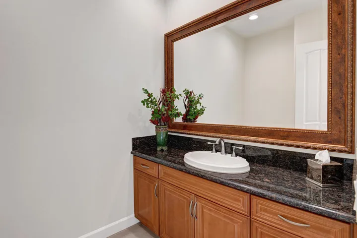 POWDER ROOM.jpg mls