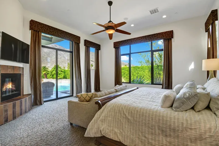 MAIN BEDROOM REVERSE.jpg mls