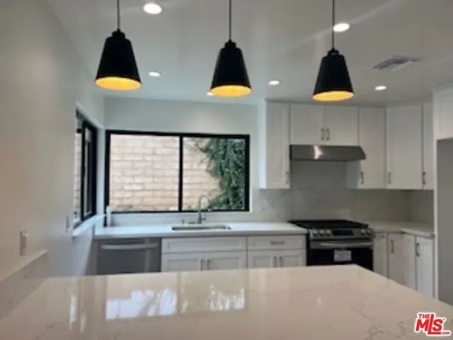 2203 Flower Creek Lane, Hacienda Heights, California 91745