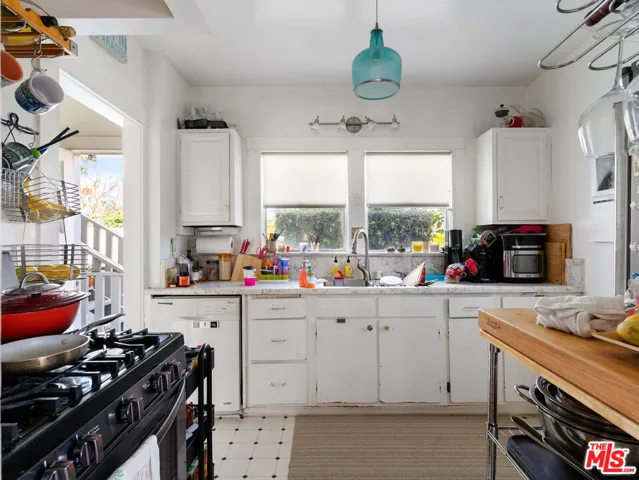 857 4th Street, Santa Monica, California 90403