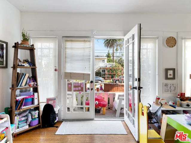 857 4th Street, Santa Monica, California 90403