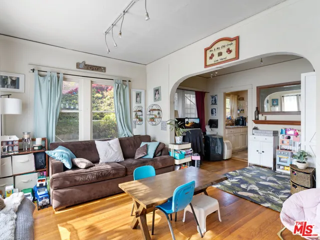 857 4th Street, Santa Monica, California 90403