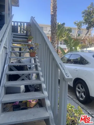 857 4th Street, Santa Monica, California 90403