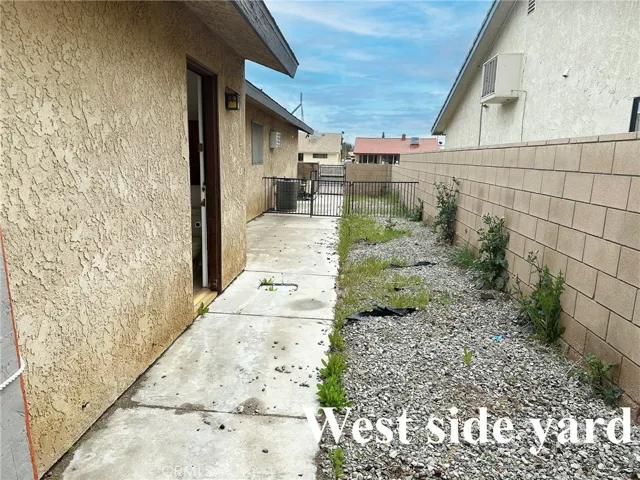 27539 Silver Lakes, Helendale, California 92342