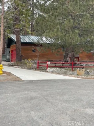 874 Snowbird Road, Wrightwood, California 92397
