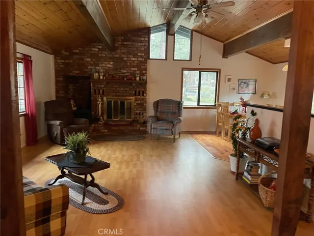874 Snowbird Road, Wrightwood, California 92397