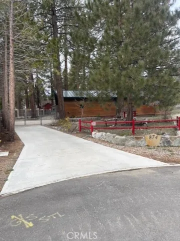 874 Snowbird Road, Wrightwood, California 92397