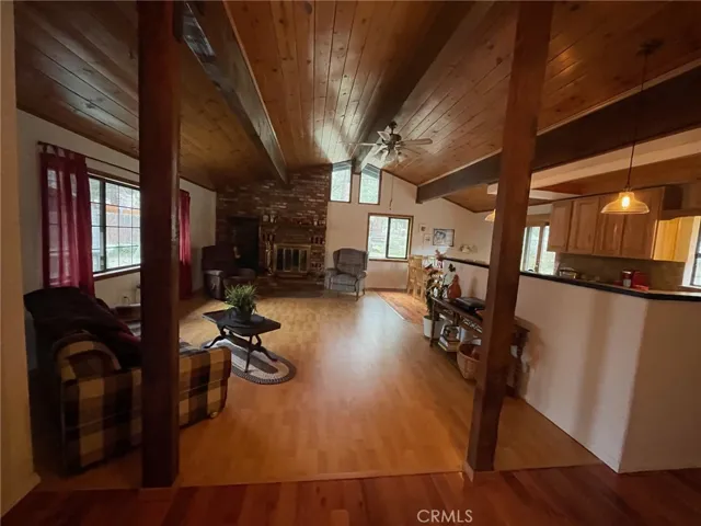 874 Snowbird Road, Wrightwood, California 92397
