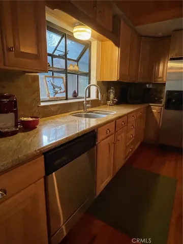 874 Snowbird Road, Wrightwood, California 92397