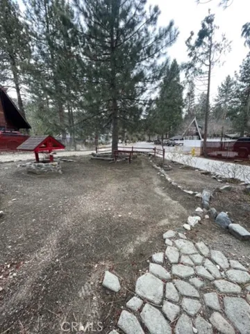 874 Snowbird Road, Wrightwood, California 92397