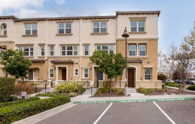 638 Amalfi Loop, Milpitas, California 95035
