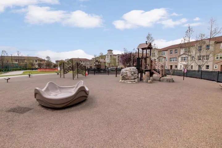638 Amalfi Loop, Milpitas, California 95035