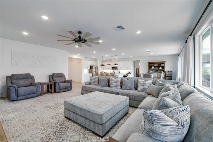 30960 Laelia Circle, Murrieta, California 92563