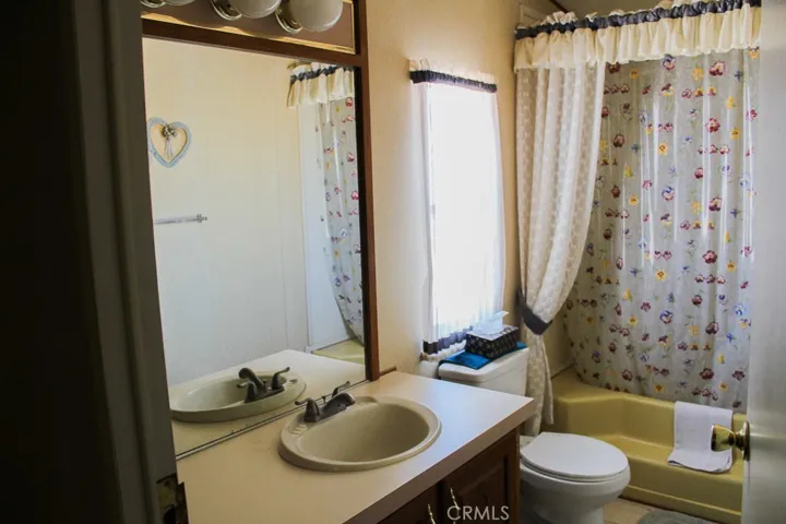 Primaryr bathroom