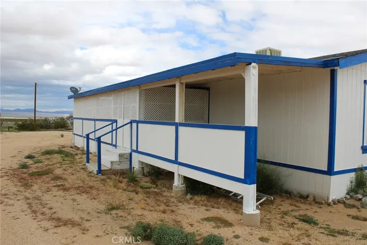2365 Booth Road, Landers, California 92285