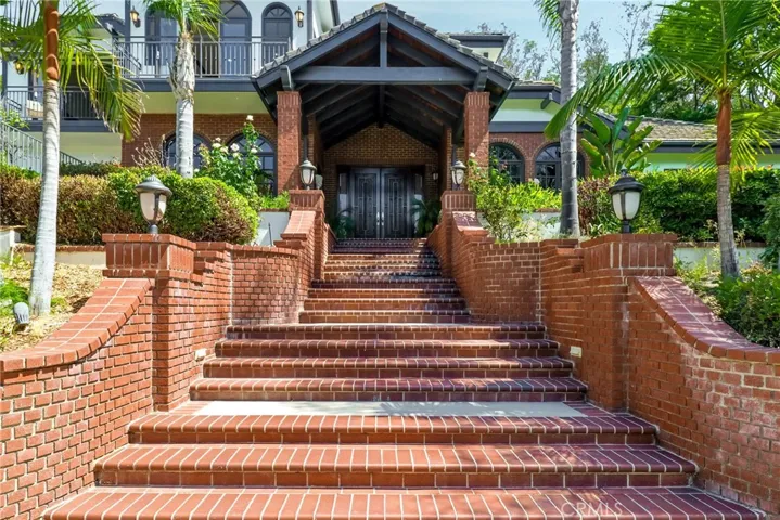 30652 Shadetree Lane, San Juan Capistrano, California 92675