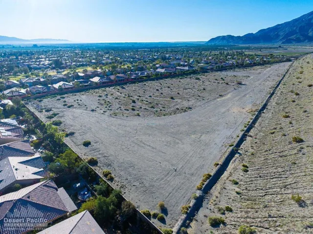 9.21 AC E Madison St & Ave 62, LQ Land A