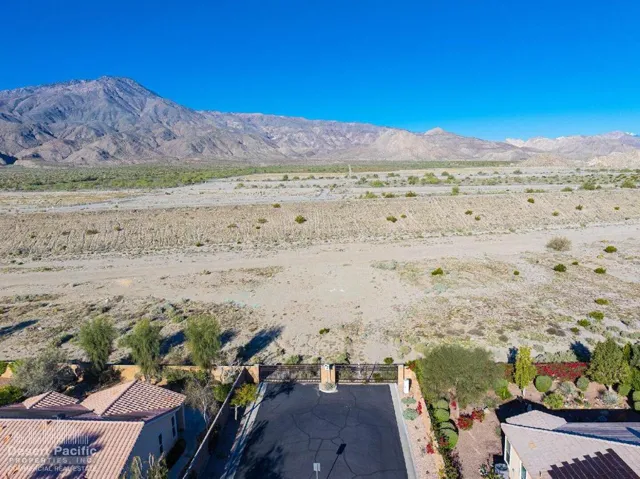 9.21 AC E Madison St & Ave 62, LQ Land A