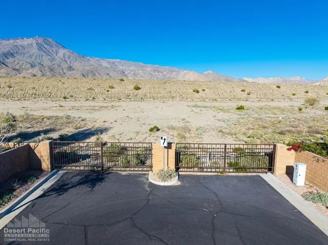 9.21 AC E Madison St & Ave 62, LQ Land A