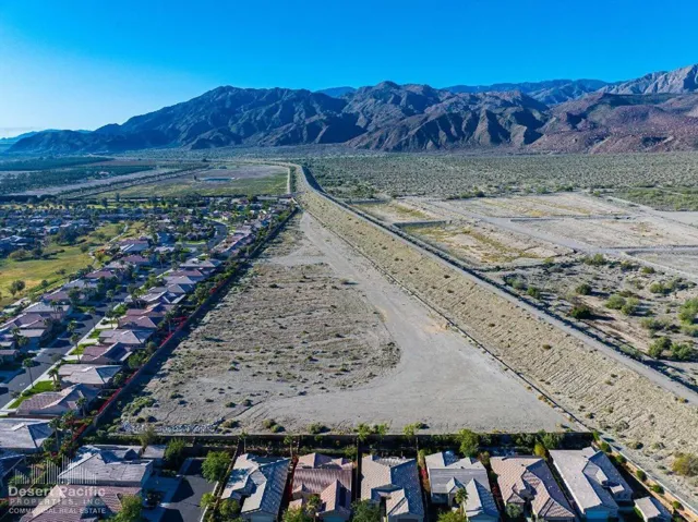 9.21 AC E Madison St & Ave 62, LQ Land A