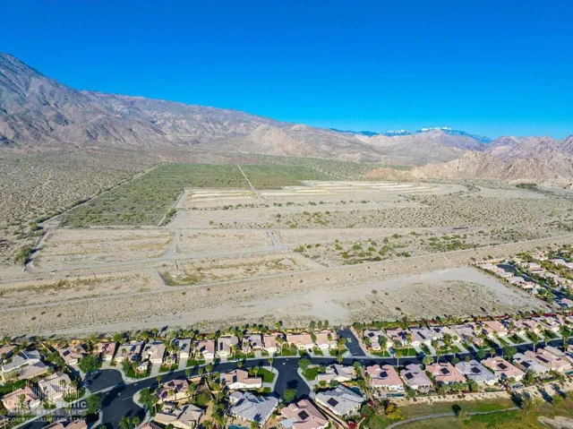 9.21 AC E Madison St & Ave 62, LQ Land A