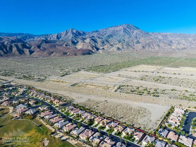 9.21 AC E Madison St & Ave 62, LQ Land A