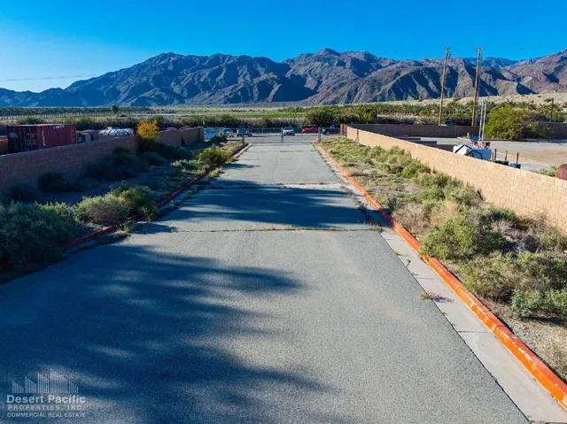 9.21 AC E Madison St & Ave 62, LQ Land A