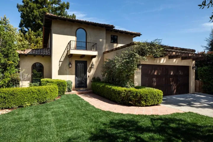 721 Orange Avenue, Los Altos, California 94022