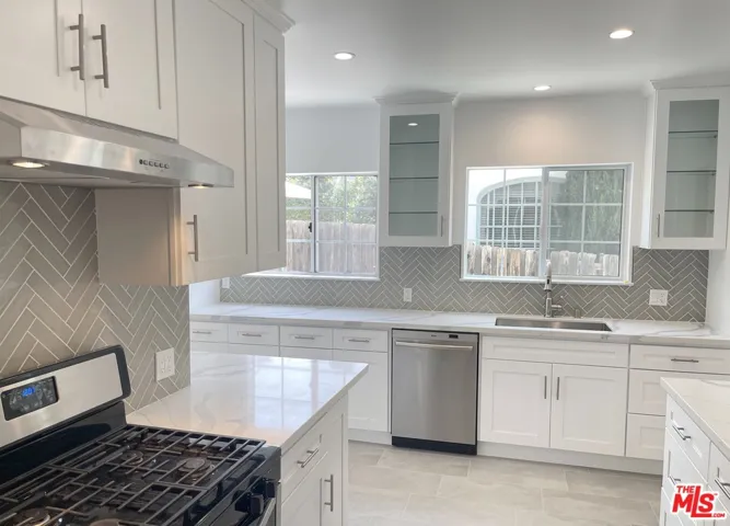 4743 Ambrose Avenue, Los Angeles, California 90027