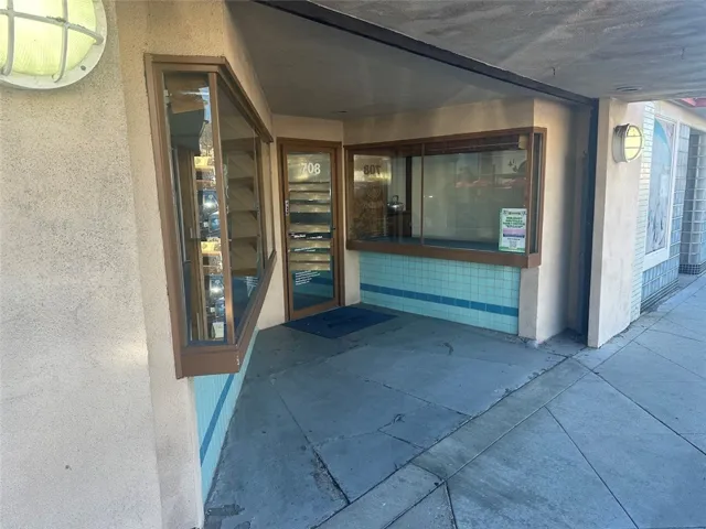 708 N Azusa Avenue, Azusa, California 91702