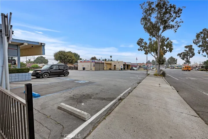 1013 W Sixth Street, Corona, California 92882