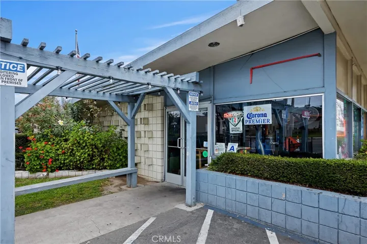 1013 W Sixth Street, Corona, California 92882