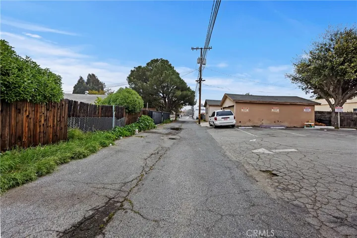 1013 W Sixth Street, Corona, California 92882