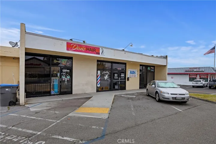 1013 W Sixth Street, Corona, California 92882