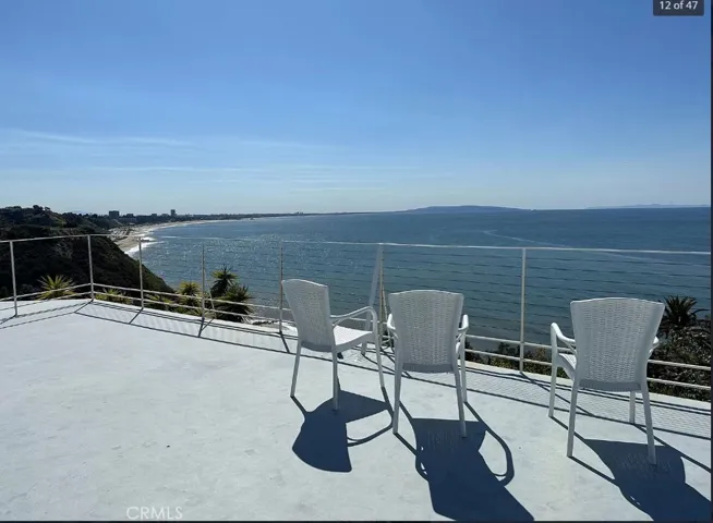 17010 W Sunset Boulevard 5, Pacific Palisades, California 90272