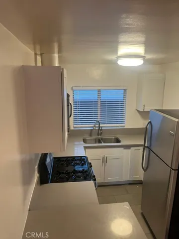 17010 W Sunset Boulevard 5, Pacific Palisades, California 90272