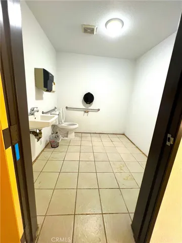 2nd large restroom