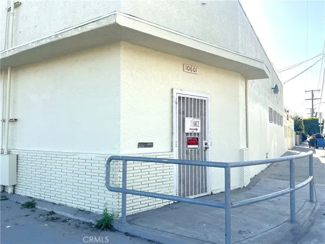 10601 S Prairie Avenue, Inglewood, California 90303