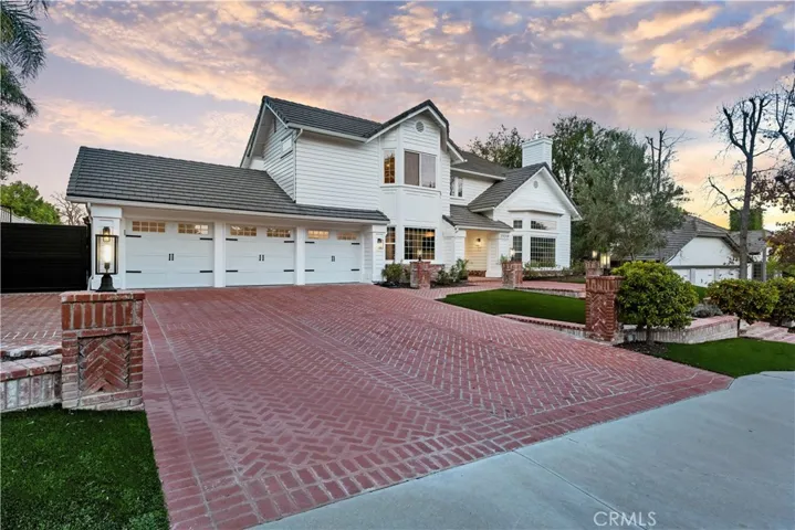 29219 Laro Drive, Agoura Hills, California 91301